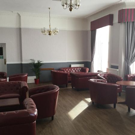 Daunceys Hotel Уестън сюпър Меър Екстериор снимка